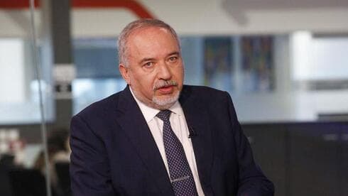 Liberman: "Desd el punto de vista político, Gantz está muerto". 