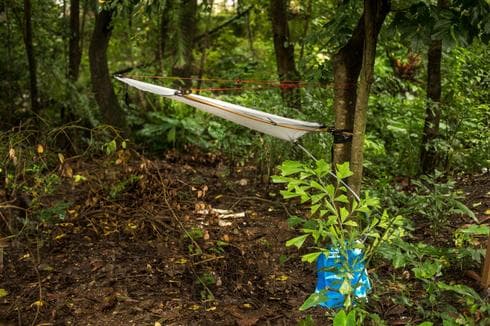 Un dispositivo de Hilico para recolectar agua de lluvia en Mumbai. 
