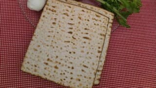 Los israelíes varados en Cuenca recibieron regalos de la comunidad judía local. 