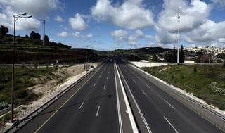 Ruta vacía en Jerusalem. 
