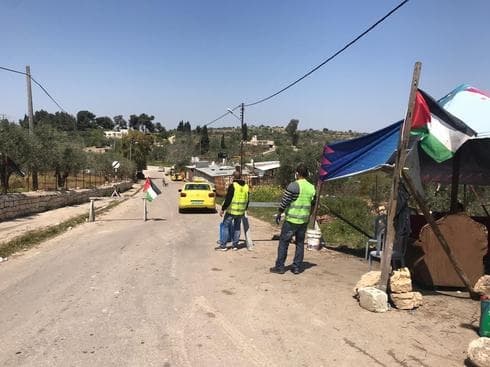 Aldea palestina autoaislada