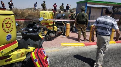 Una escena de un ataque terrorista en Judea y Samaria. (