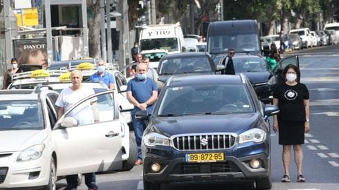 Dos minutos de silencio para recordar a las víctimas de la Shoá en Israel. (Moti Kimchi) Dos minutos de silencio para recordar a las víctimas de la Shoá en Israel