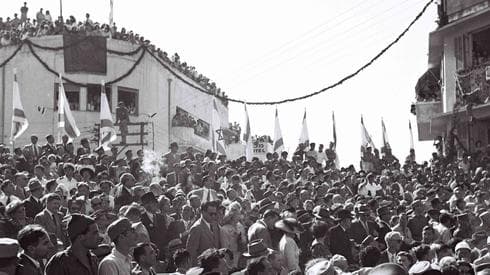 Primer desfile de la Independencia. Tel Aviv, 1949. (David Alden, Oficina de prensa, gobierno de Israel) Primer desfile de la Independencia. Tel Aviv, 1949.