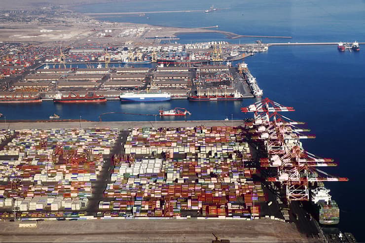 Puerto Shahid Rajaee de Irán. 