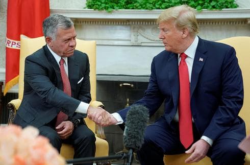 El rey de Jordania, Abdullah, y el presidente de Estados Unidos, Donald Trump.