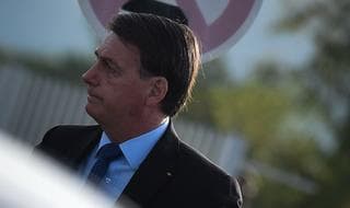 El presidente de Brasil, Jair Bolsonaro, firme opositor a las políticas de asilamiento social y cierre de la economía. 