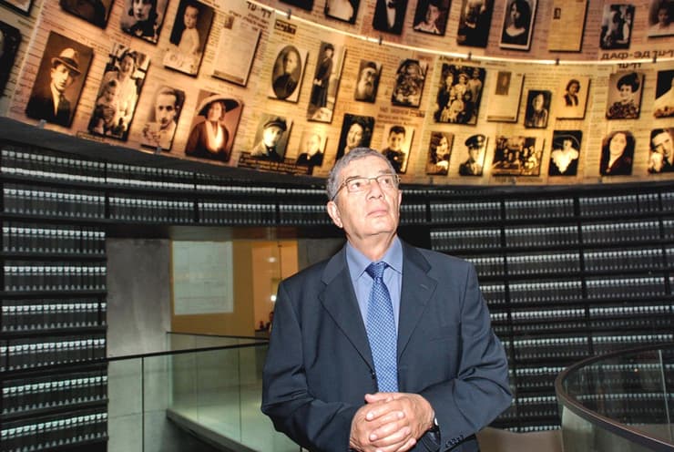 Avner Shalev. de 81 años, anunció que renunciaría a fin de año. 