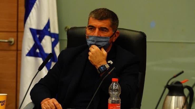 Gabi Ashkenazi, ministro de Relaciones Exteriores: "Si esto no cambia, se acabó". 