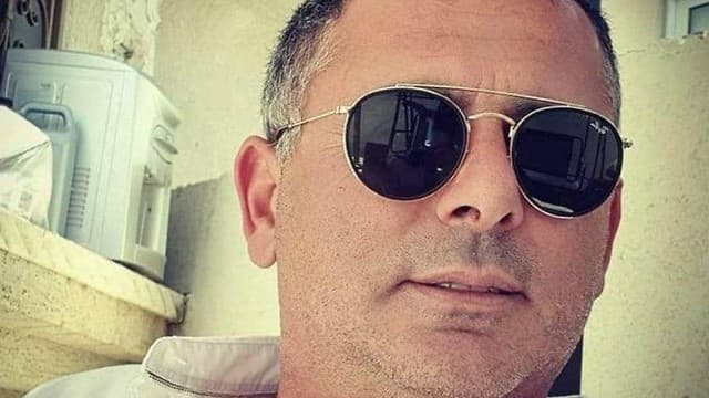 Michael Ben Zikari (Z"L) murió el viernes al salvar a una familia beduina de morir ahogada. Michael Ben Zikari (Z"L) murió el viernes al salvar a una familia beduina de morir ahogada.
