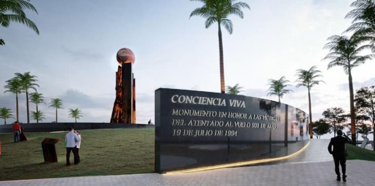 Monumento a las víctimas del presunto atentado terrorista en Panamá.