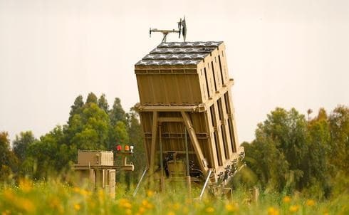 Batería de misiles del sistema de defensa “Cúpula de Hierro” en el sur de Israel. (AFP) Batería de misiles del sistema de defensa “Cúpula de Hierro” en el sur de Israel.