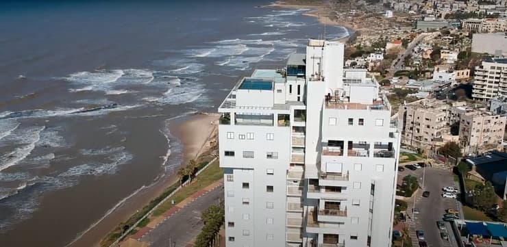 El mar y la cercanía con Tel Aviv, dos ventajas competitivas de Bat Yam respecto a otras ciudades de Israel. (Ynet) Bat Yam