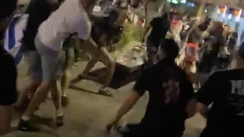 Violencia durante la protesta antigubernamental en Tel Aviv.