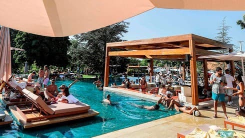 El Club Faqra en el Líbano. 