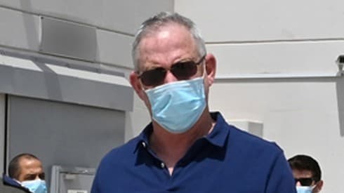 El ministro de Defensa, Benny Gantz recorre el monte Dov tras el incidente de seguridad. (Ministerio de Defensa) El ministro de Defensa, Benny Gantz recorre el monte Dov tras el incidente de seguridad.