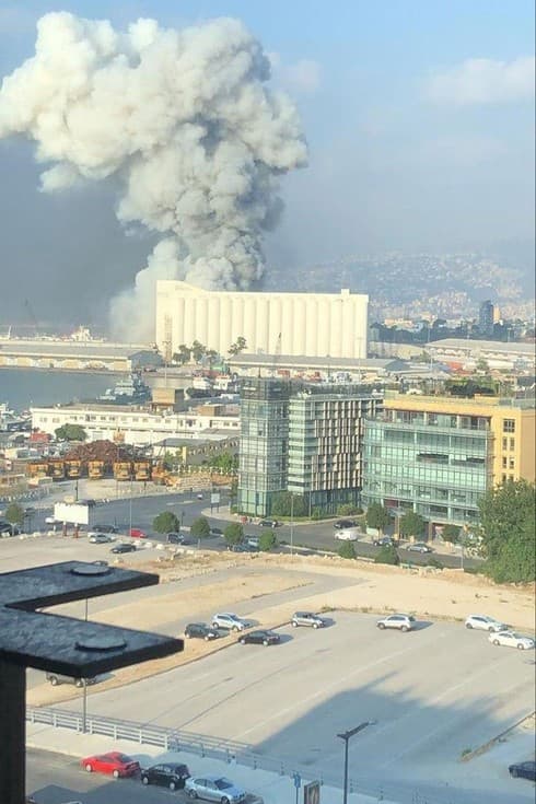 Expllsión en Beirut