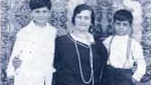 Raquel Liberman con sus hijos.