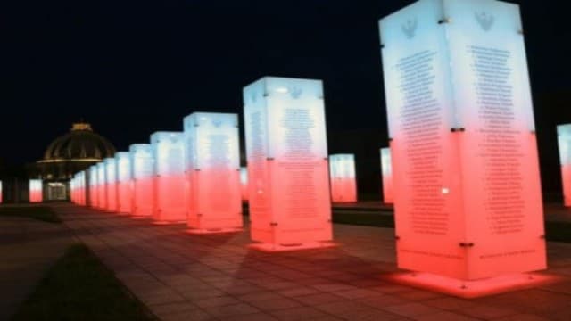 El espacio rinde homenaje a 18.457 polacos, muchos más que la cifra reconocida por especialistas de la Shoá. (Dirección del Parque) Tadeusz Rydzyk Polonia