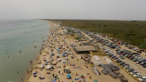 Playa de Salónica. Los israelíes podrán visitar la segunda ciudad más grande de Grecia. (EPA) Playa de Salónica. Los israelíes podrán visitar la segunda ciudad más grande de Grecia.