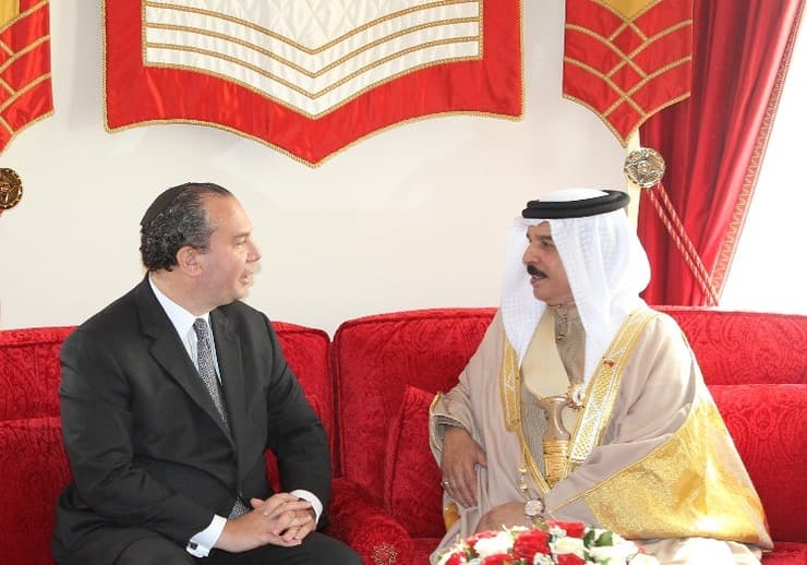 Reunión entre el rabino Marc Schneier y el rey de Bahréin, Hamad bin Isa al Jalifa. (Cortesía del rabino Marc Schneier) Reunión entre el rabino Marc Schneier y el rey de Bahréin, Hamad bin Isa al Jalifa.