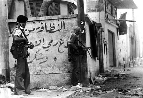 Beirut durante la guerra civil libanesa.  