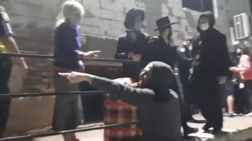 Conflictos entre peregrinos israelíes y ciudadanos locales en Uman.