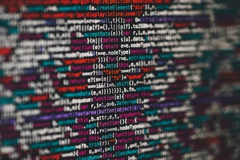 El código abierto se impone en Israel y en el mundo entero. ( Markus Spiske en Unsplash) El código abierto se impone en Israel y en el mundo entero.
