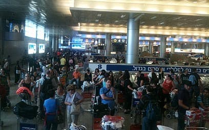 El Aeropuerto Ben Gurión, abarrotado en Rosh Hashaná. Hace apenas un año. (Foto de archivo) El Aeropuerto Ben Gurión, abarrotado en Rosh Hashaná. Hace apenas un año.