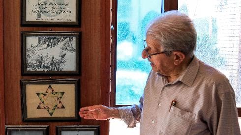 Omar Farhadi, periodista kurdo iraquí que convivió en su infancia con la comunidad judía local. (AFP) Omar Farhadi, periodista kurdo iraquí que convivió en su infancia con la comunidad judía local.