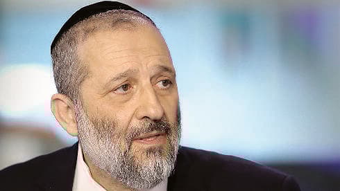 Ministro del Interior ultraortodoxo Aryeh Deri. 