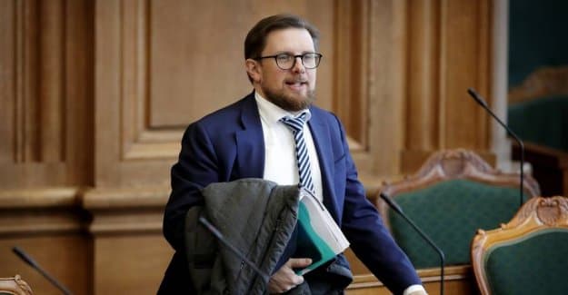 Simon Emil Ammitzboll-Bille, político danés. 