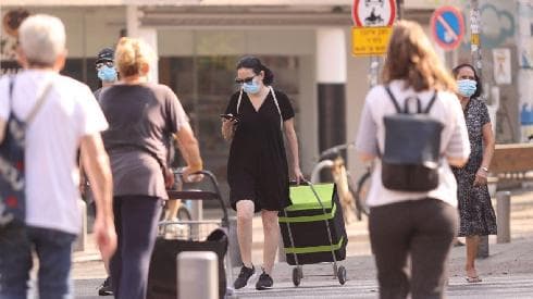 Así lucia el Mercado del Carmel, en Tel Aviv, mientras el gobierno discutía el cierre total. (Moti Kimchi) Así lucia el Mercado del Carmel, en Tel Aviv, mientras el gobierno discutía el cierre total.