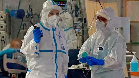 Sala de atención por coronavirus en el Centro Médico Sheba .