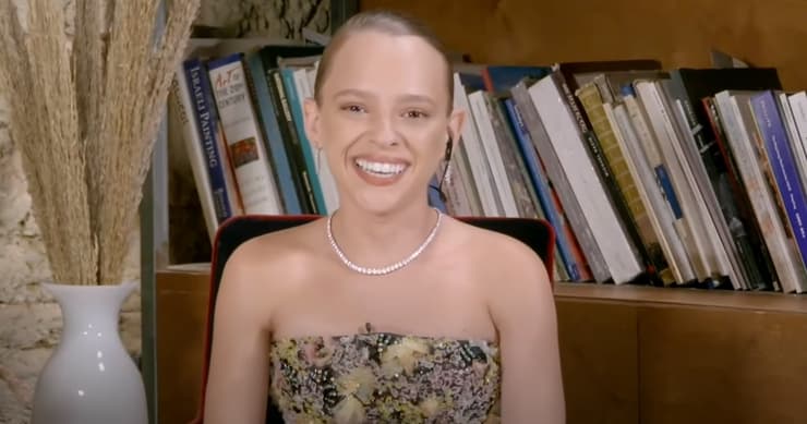 La actriz israelí Shira Haas, protagonista de Poco Ortodoxa, participó en la ceremonia virtual de los Emmy 2020. 