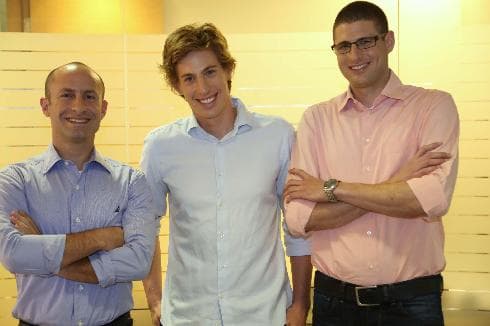 Barak Gur, Boaz Aviv y Gal Aviv, los tres fundadores de Blender. (Foto: Picasa).