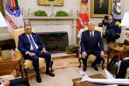Trump y Al-Kadhimi, primer ministro de Irak en la Casa Blanca. 