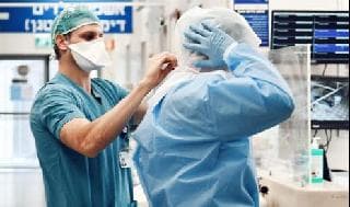 Sala de coronavirus en Shamir Medical Center en Rishon Letzion. 