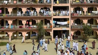 Albergue estudiantil del seminario Darul Uloom Haqqania en Akora Khattak. 