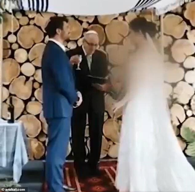 El casamiento de la investigadora australiano-británica y su marido.