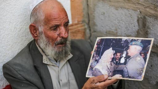 El iraní conoció a Yasser Arafat en Beirut, Líbano. 