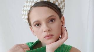 Shira Haas. 