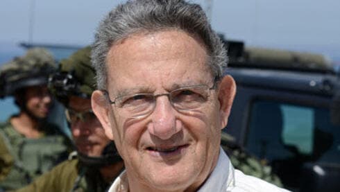 Ron Ben-Yishai. 