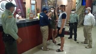 Momento en que el ciudadano israelí es detenido en un hotel de Melgar. 