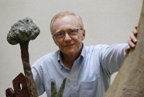 El escritor David Grossman, conocido por sus posturas de izquierda, valoró los acuerdos con países árabes que impulsó Netanyahu. (AFP) David Grossman