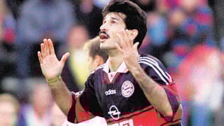 Ali Daei cuando formaba parte de las filas del Bayern Munich de Alemania.