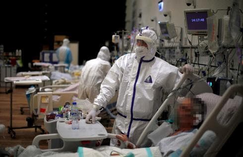 Sala de coronavirus en el Centro Médico Ziv en Safed. 