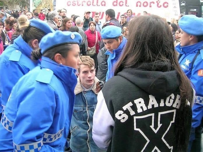 "El Rusito" Levchenko, en momentos de ser detenido por la policía. 