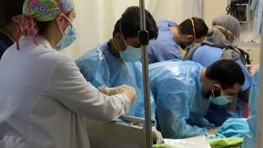 Los médicos que se van tienen entre 35 y 55 años. 