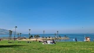 Playa en el Mar de Galilea.
